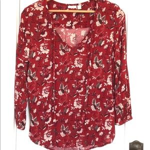 Hinge long-sleeve top